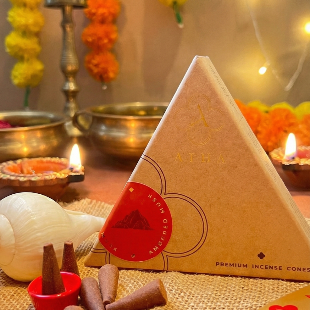 Ambered-Musk-Incense-Cones-in-Pooja.