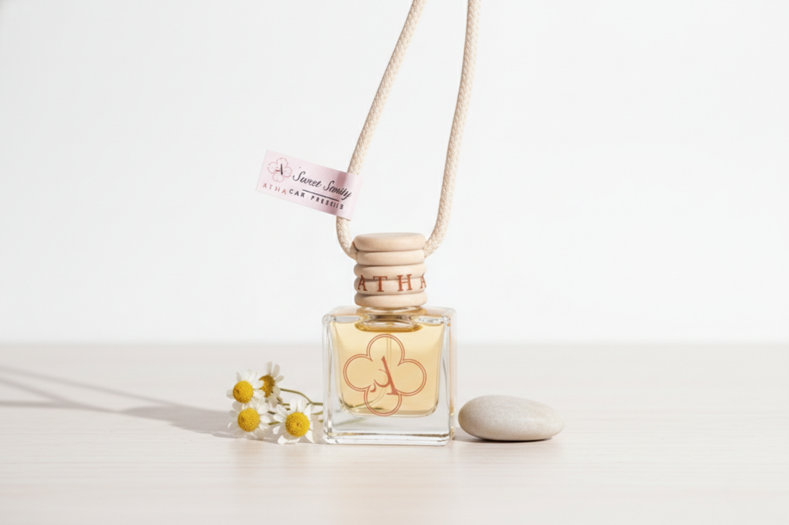 A soft, comforting vanilla fragrance that brings warmth and calm to every drive.